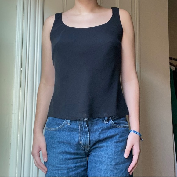 Black Mesh Overlay Tank Top - Picture 2 of 4